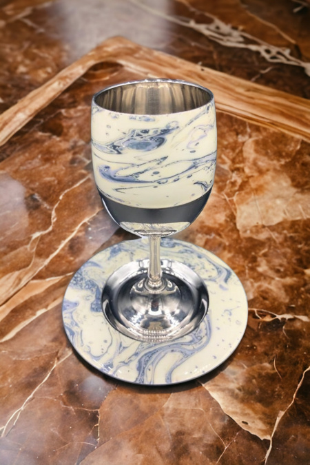 Verre de Kidoush avec pied, imitation marbre ophite 14,5 cm