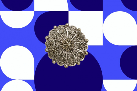 BROCHE EN ARGENT PUR 