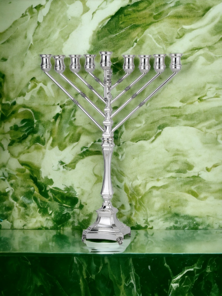 'HANOUKIA 'HABAD EN ARGENT PUR : 925 ARGENT STERLING 