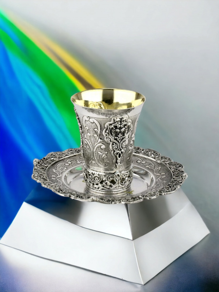 VERRE DE KIDOUSH DE LUXE MARTELÉ POUR MARIÉ EN ARGENT PUR : 925 ARGENT STERLING
