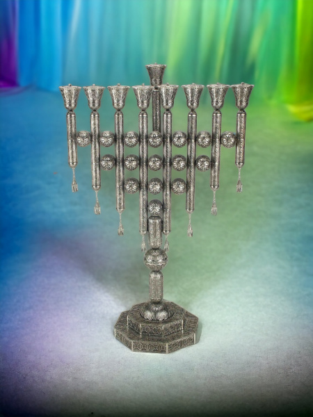 'HANOUKIA EN ARGENT PUR