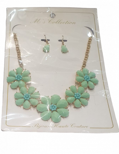 Fancy necklace + earrings