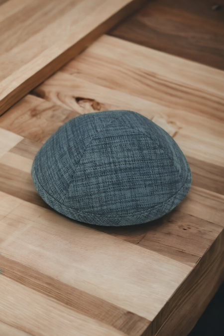 Kippa en lin bleu de haute qualité 18 cm