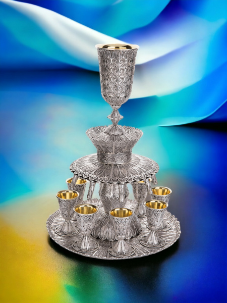 DISTRIBUTEUR DE VIN EN ARGENT PUR 