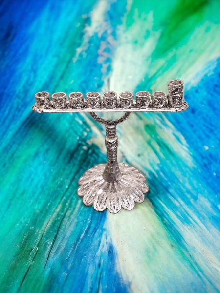 'HANOUKIA MINIATURE EN ARGENT PUR 