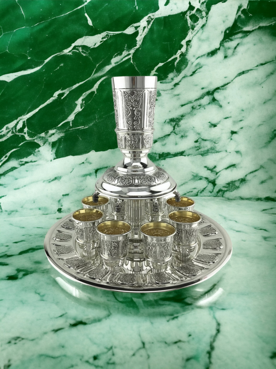 FONTAINE À VIN À CAPACITE 8 VERRES EN ARGENT PUR : 925 ARGENT STERLING 