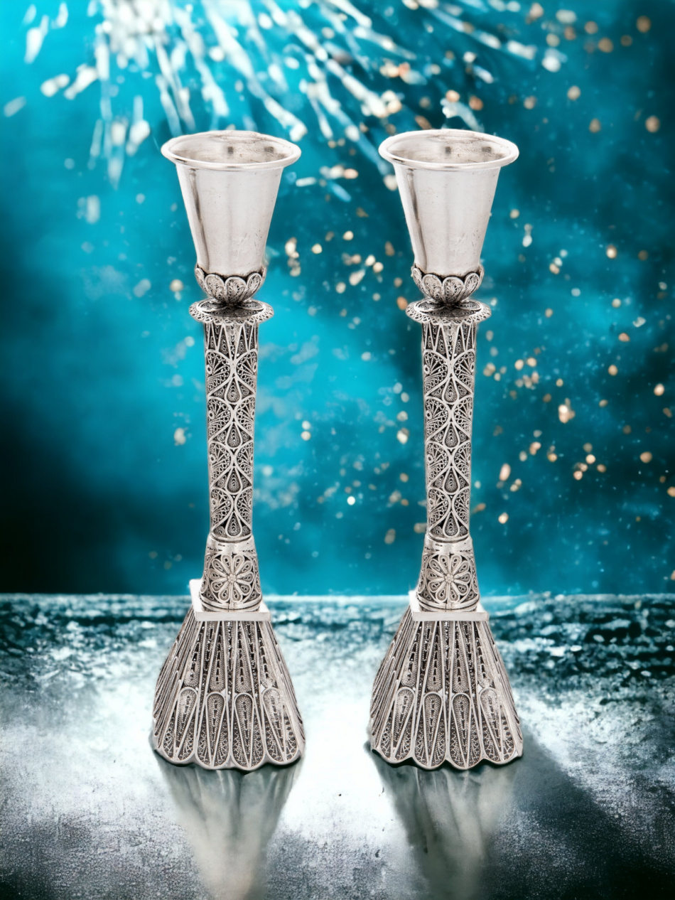 BOUGEOIRS EN ARGENT PUR 