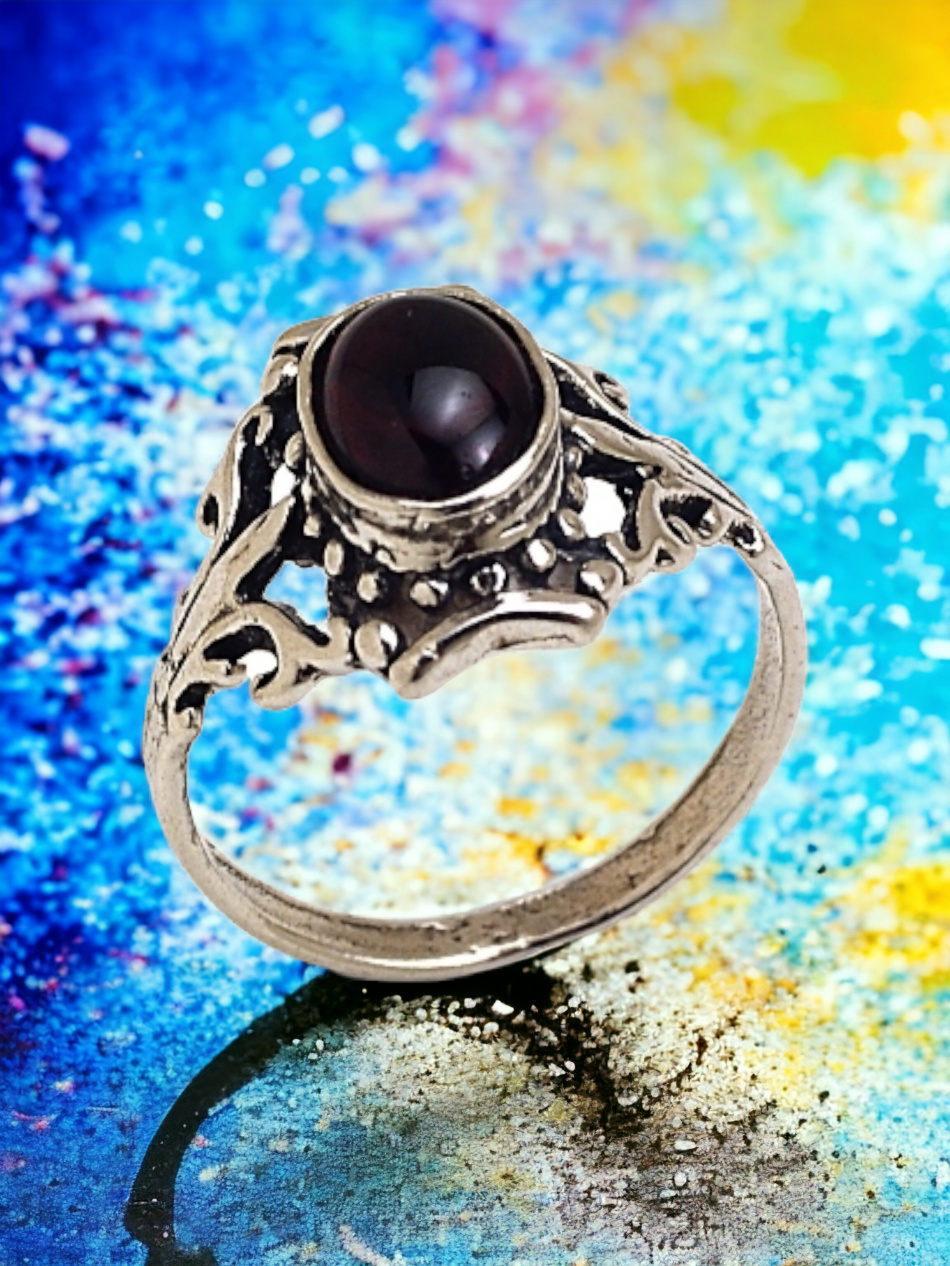 BAGUE EN ARGENT PUR SERTIE D'UNE PIERRE D'ONYX