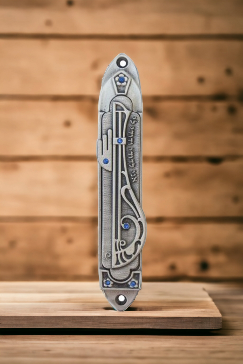 Boîtier de mézouza en forme de harpe parsemé de pierres précieuses ton argent 