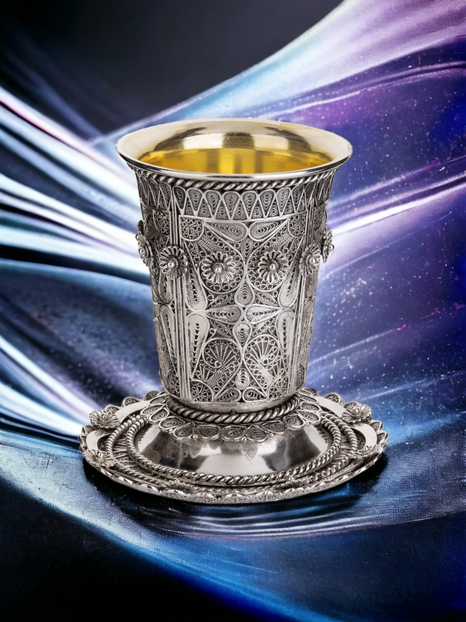 VERRE DE KIDOUSH EN ARGENT PUR 