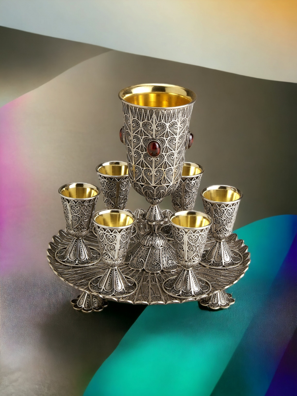 ENSEMBLE VERRES + ASSIETTE EN ARGENT PUR POUR LE KIDDOUCH 