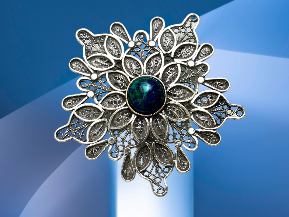 BROCHE EN ARGENT PUR 