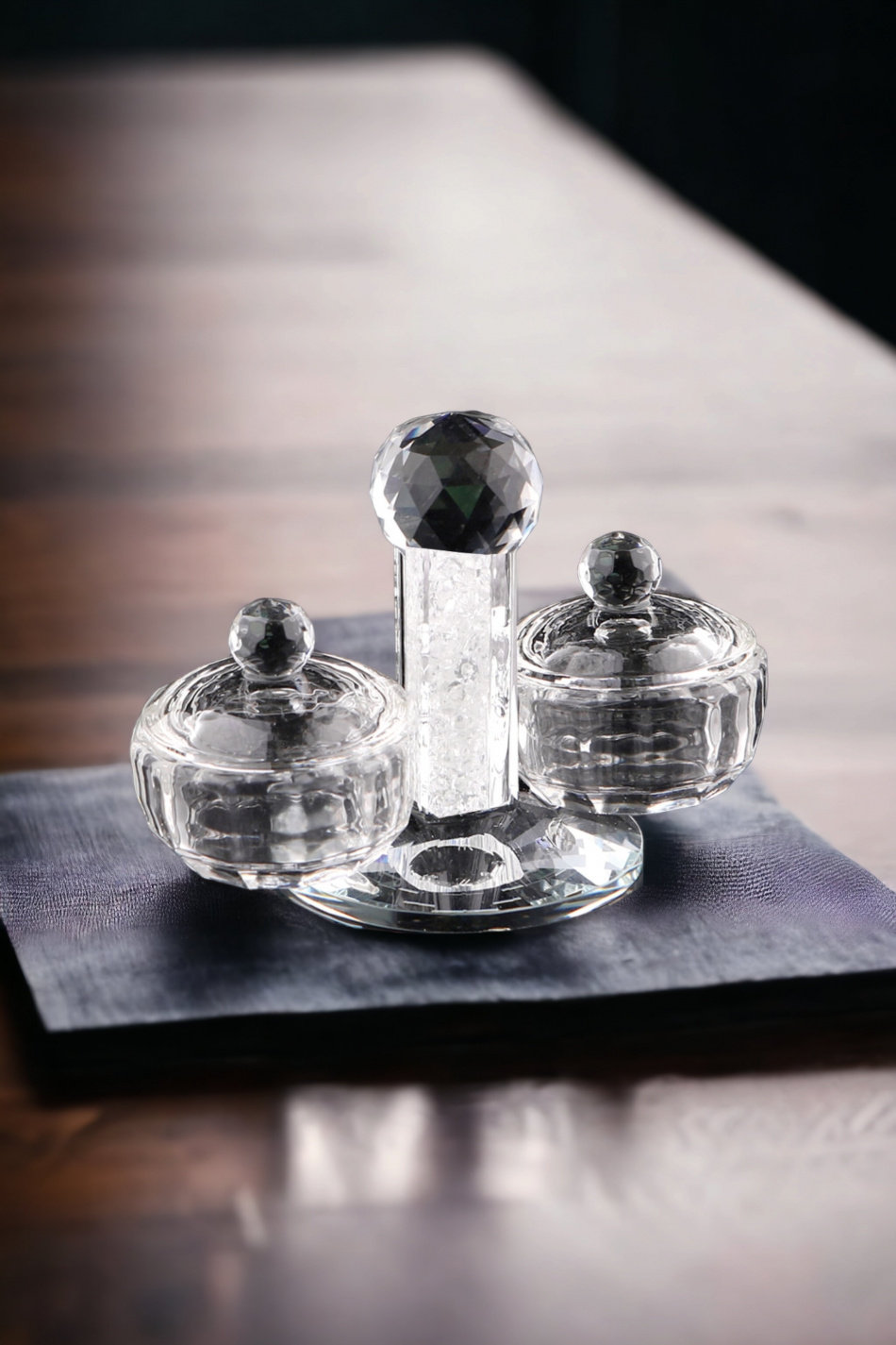  Salière en cristal avec pépites blanches + couvercle 